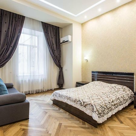 Odessa 3Bedroom Deribas Apartment Exteriér fotografie